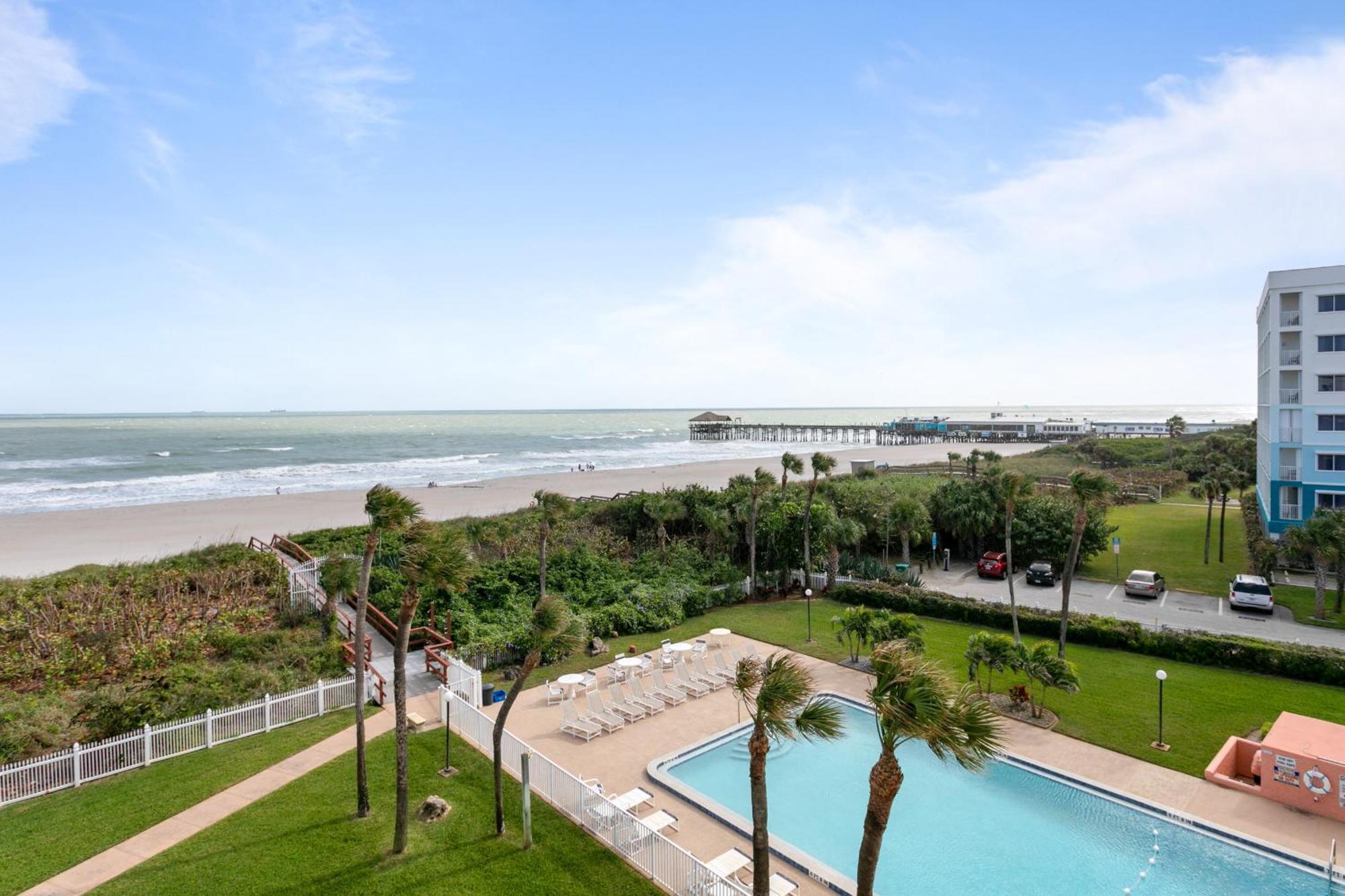 Cocoa Beach Towers Pokoj fotografie