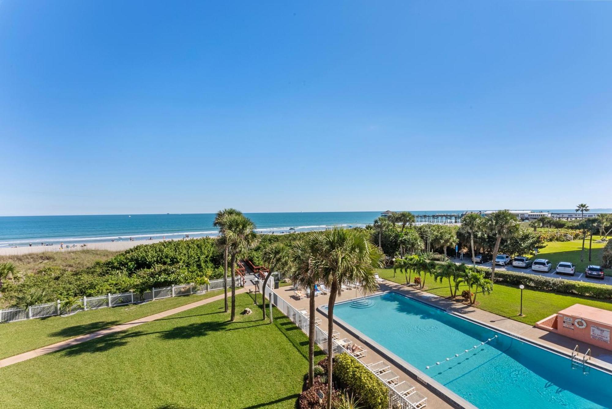Cocoa Beach Towers Pokoj fotografie