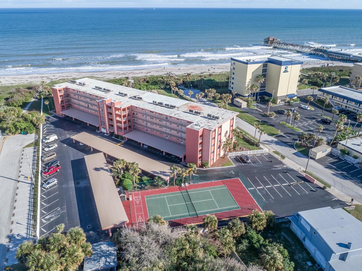 Cocoa Beach Towers Exteriér fotografie